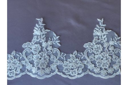 3 1/4" Light Ivory Pearled Alençon Style Lace Trim